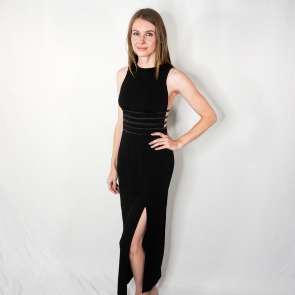 Tadashi Shoji Dresses & Skirts - TADASHI Petites Black Maxi Dress with Slit